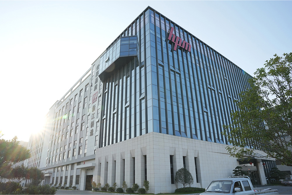 HPM heavy-duty casting production workshop for manufacturing high-precision paper cutting machines